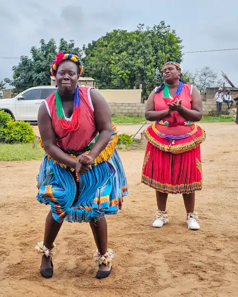 Cultural Village Tour | Blue Giraffe SA
